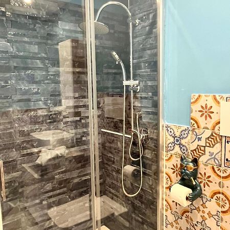B&B Dimora Emily Palermo Exteriör bild